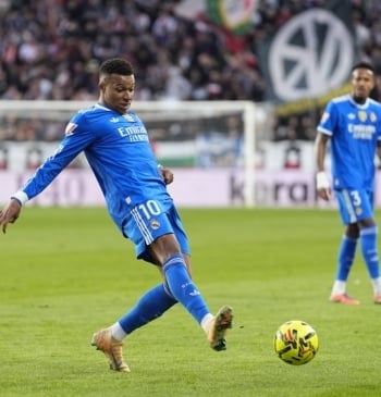 A qué hora es y dónde ver el Elche-Real Madrid de La [...]