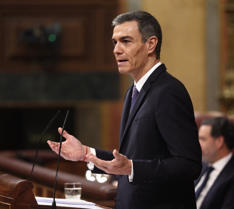 Sánchez habla de "mordidas" y "comisionistas" sin autocrítica y culpa al PP de "corrupción" en los servicios públicos