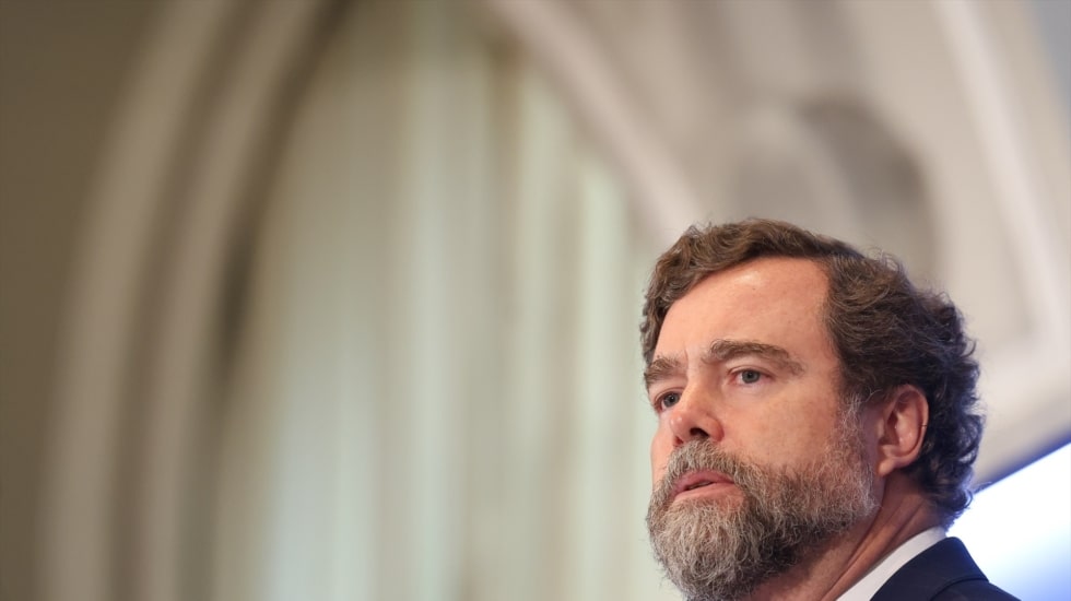 El vaticinio de Espinosa de los Monteros con un Gobierno de PP y Vox: "calles quemadas" y periodistas destrozándolo