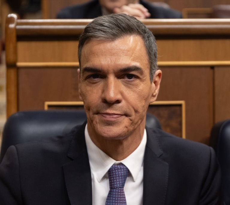 El vídeo de los dos (últimos) años de Sánchez y "lo que de verdad importa"