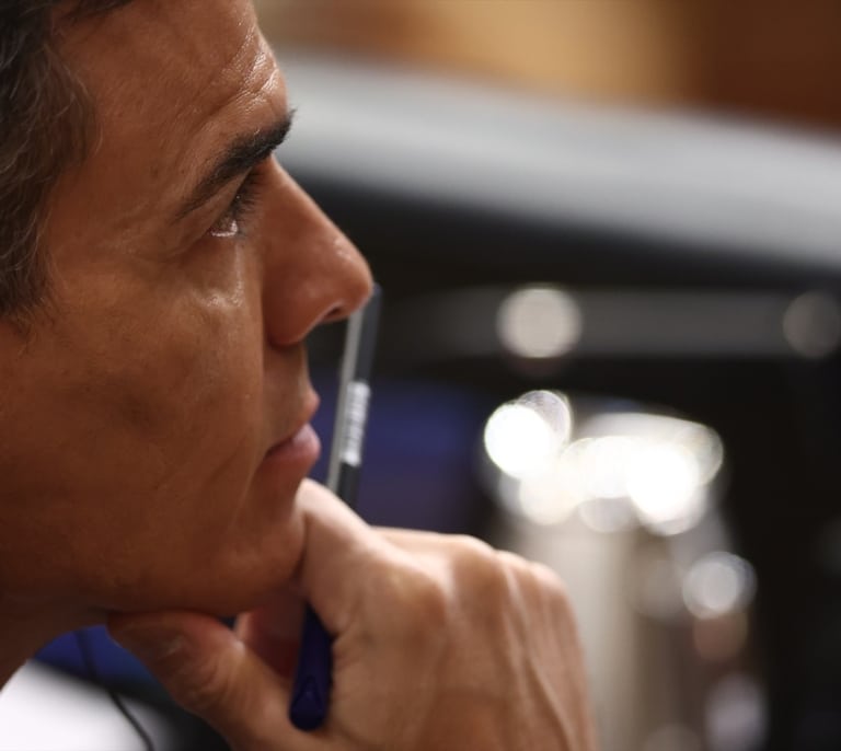 Y Sánchez habla de "esperpento" del PP