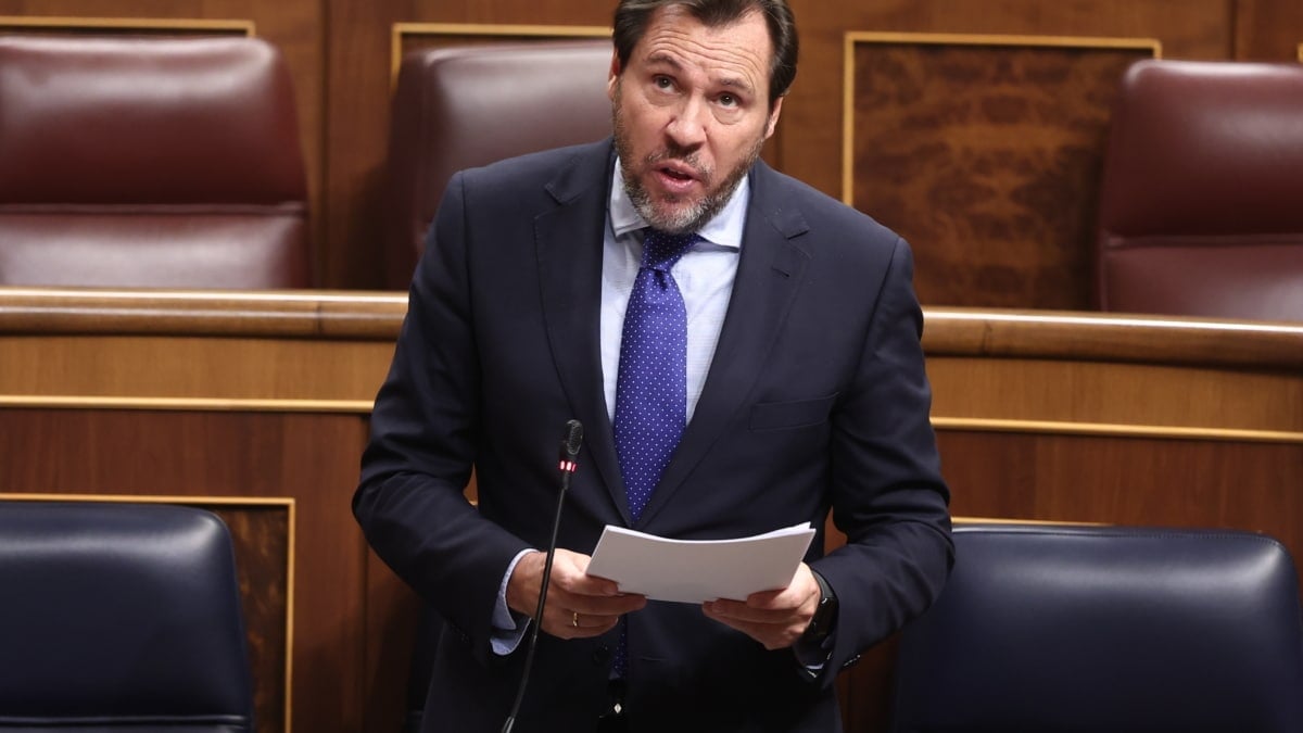 Puente asegura que los trenes de Extremadura circularán a 300 km/h la próxima primavera