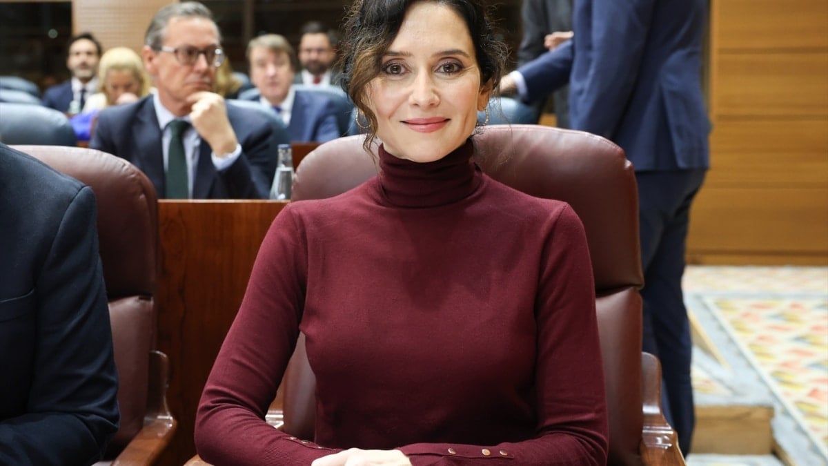 Ayuso defiende a Quirón frente a "las iras del Gobierno y sus caniches"