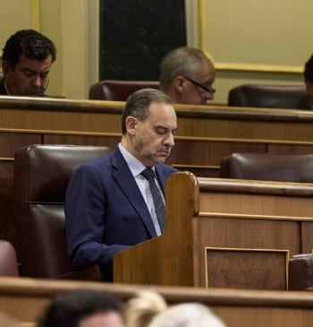 El Gobierno, desconcertado con el aviso de Ábalos a Sánchez: "Es un [...]