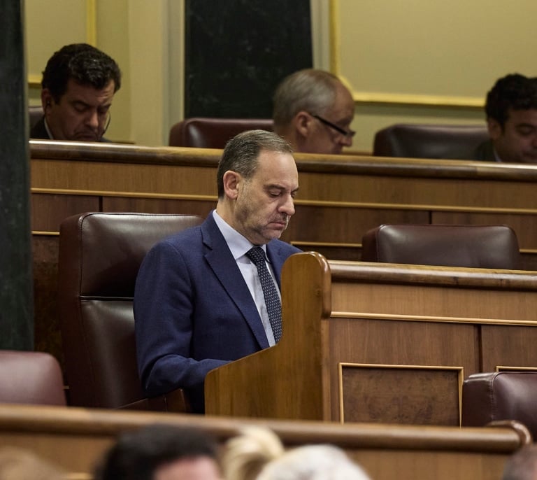 El Gobierno, desconcertado con el aviso de Ábalos a Sánchez: "Es un absoluto imbécil y un golfo"