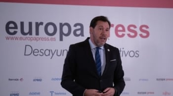 Puente anuncia la nueva alta velocidad entre Madrid y Barcelona en menos de dos horas