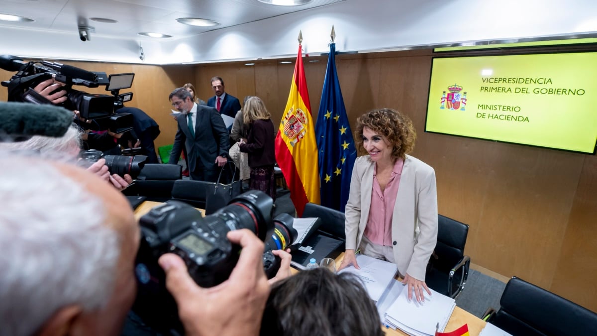 Hacienda da margen a las Comunidades para gastar 5.500 millones más hasta 2028