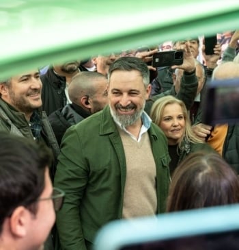 El PP ve cerca un acuerdo con Vox en Valencia para investir [...]