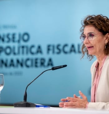 Montero lleva la reforma de la financiación autonómica al arranque del ciclo [...]