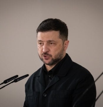 Zelenski advierte que Ucrania podría verse obligada a elegir entre su dignidad [...]