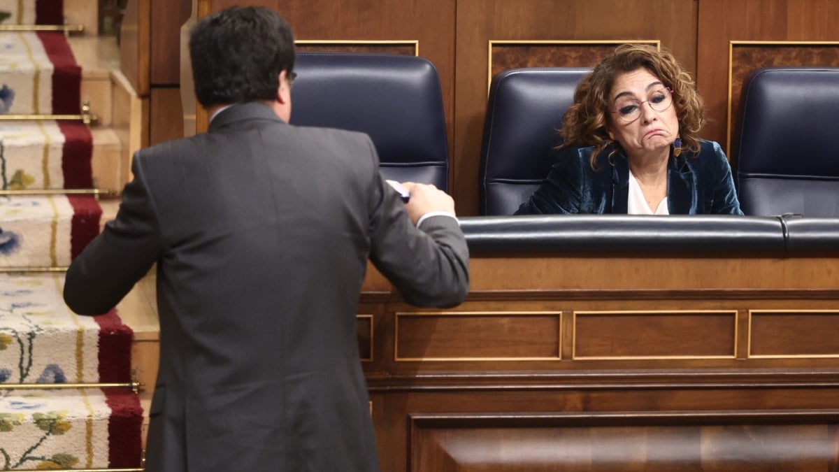 Función Pública recurre a Hacienda para impedir la huelga de funcionarios