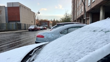 Tiempo en España: la AEMET alerta de posibles nevadas, fuertes vientos y oleaje peligroso
