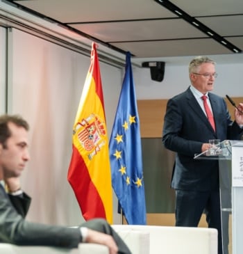 La OCDE carga contra el subsidio de los mayores de 52 años [...]