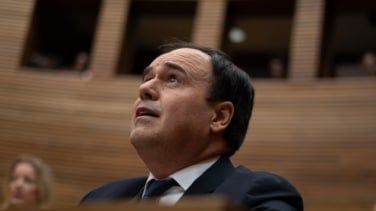 Pérez Llorca cumple con los guiños a Vox para su investidura y espera un apoyo que Abascal aproxima