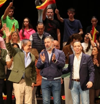 Abascal controlará los tiempos del PP para el relevo de Mazón en [...]