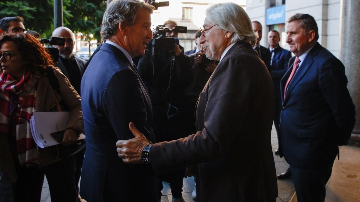 Feijóo insta a la patronal catalana a que presione a Junts para una moción de censura a Sánchez