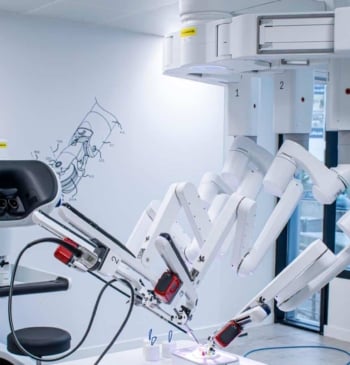 Quirónsalud incorpora en Madrid los primeros tres robots Da Vinci de última [...]