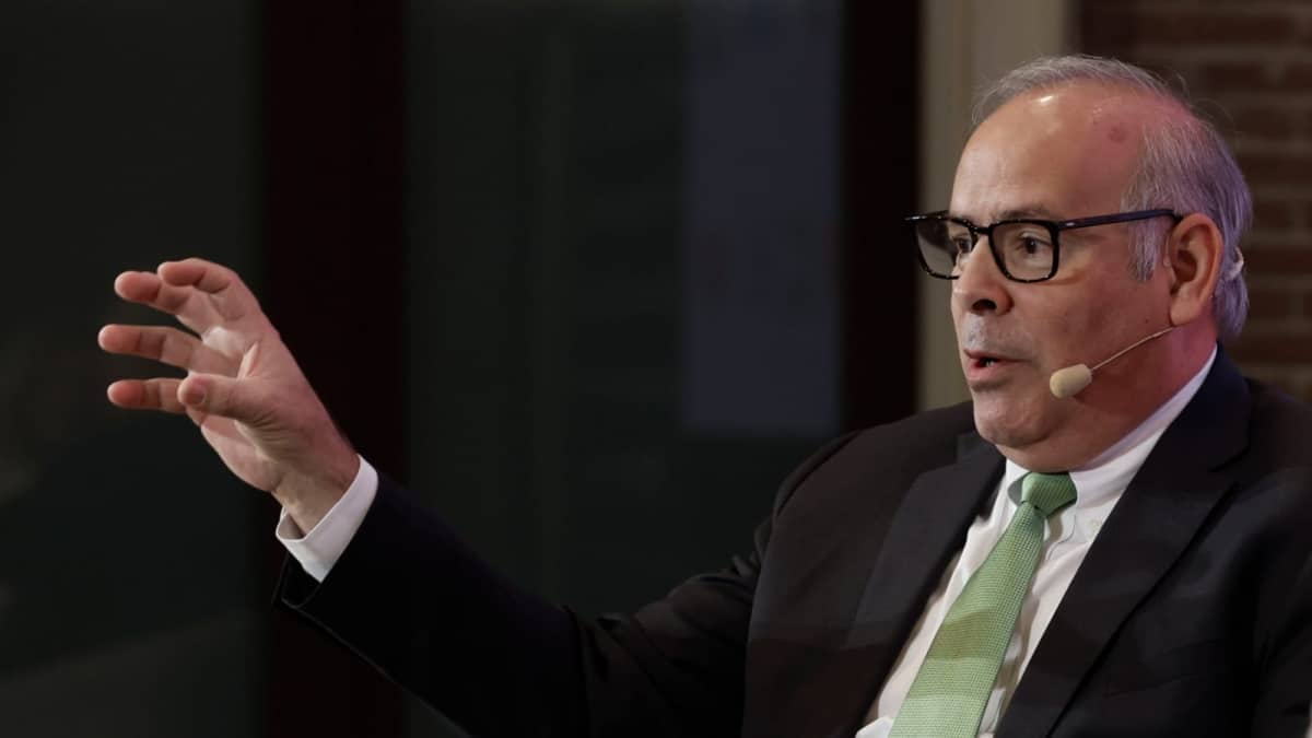 Iberdrola recuerda que captar inversiones para renovar la red "es una necesidad urgente"