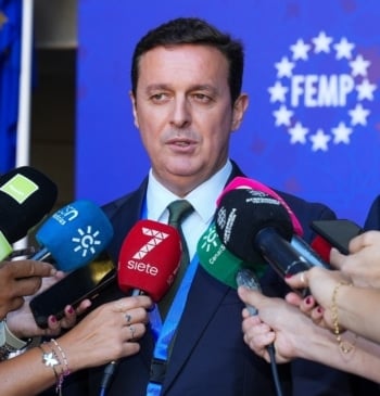 "Muelas picadas", "cambiar de piñata": así se enfangó el presidente de la [...]