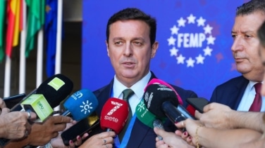 "Muelas picadas", "cambiar de piñata": así se enfangó el presidente de la Diputación de Almería con las "mordidas"