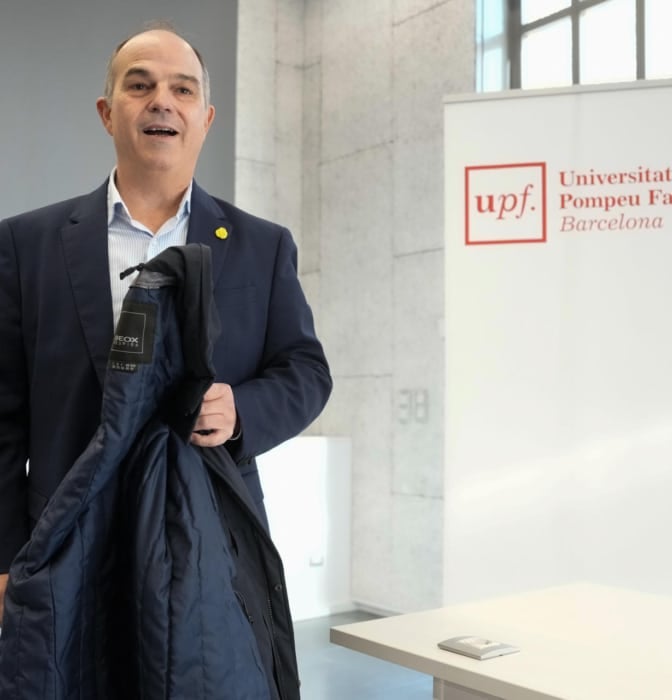 Turull a Feijóo: "No debe pedir ayuda a los empresarios, debe pedir [...]