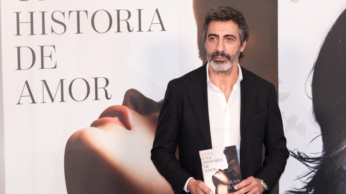 Juan del Val, este martes durante la presentación de su novela 'Vera, una historia de amor', premio Planeta 2025.