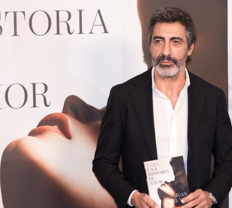 Jordi Gracia 'tritura' en El País la novela de Juan del Val: "Leerla duele en el hígado"