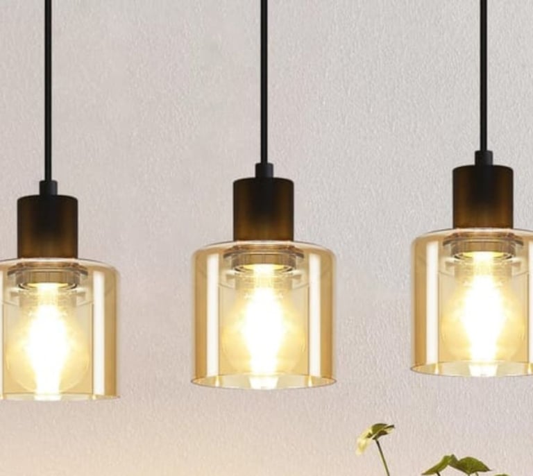 La lámpara colgante que todos quieren en su casa está en Leroy Merlin por solo 36€