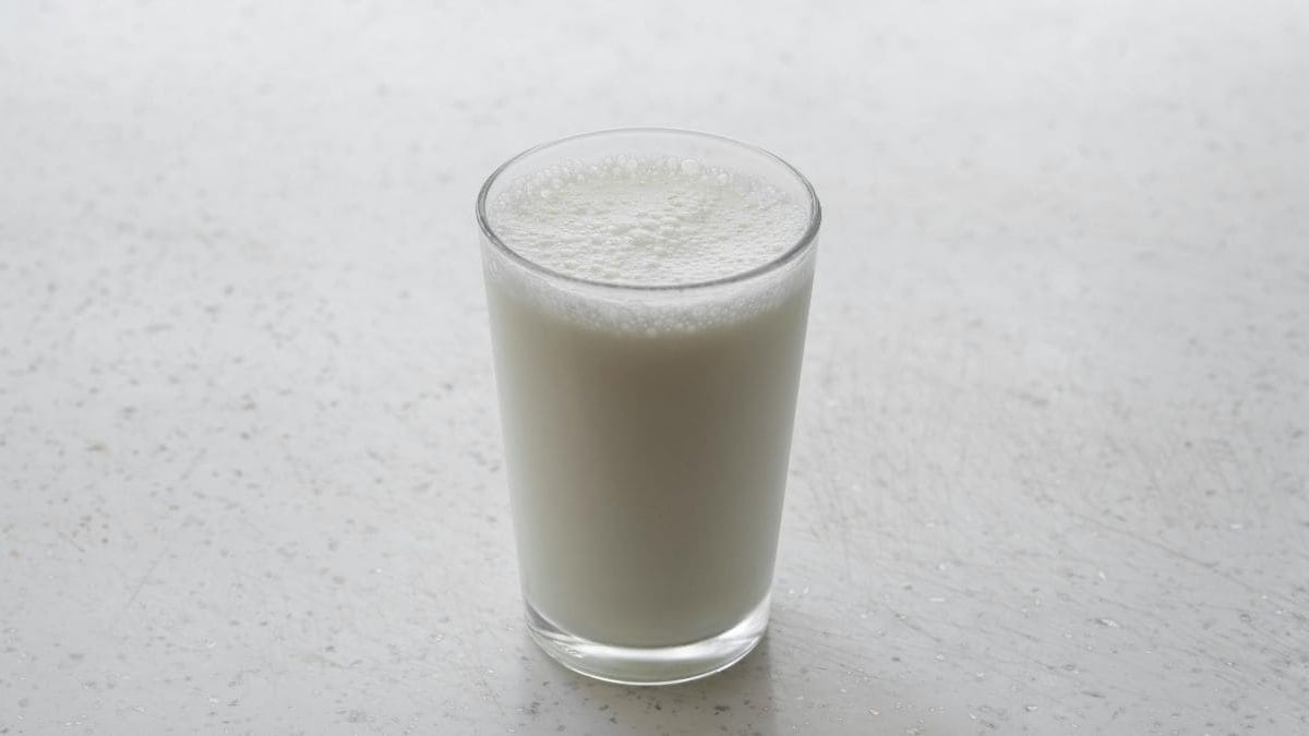 Leche entera beneficios