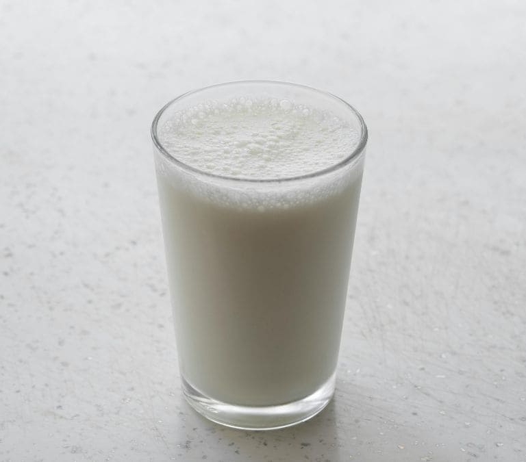 Por qué deberías beber leche entera más a menudo