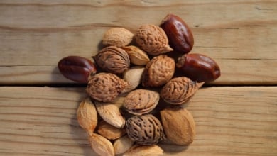 El motivo por el que deberías limpiar siempre los frutos secos antes de comerlos