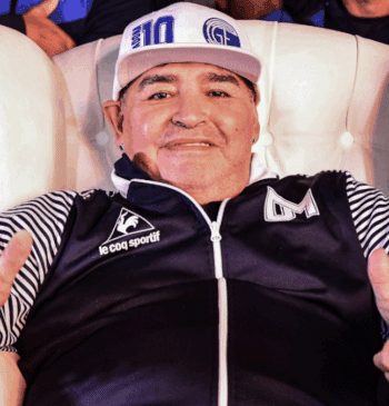 Maradona vive: Argentina recuerda al ídolo mientras se anuncia una serie de [...]