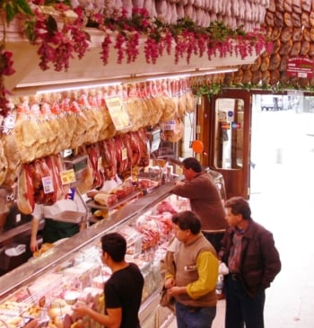 El Museo del Jamón quiere llevar sus bocatas "más allá de Madrid"