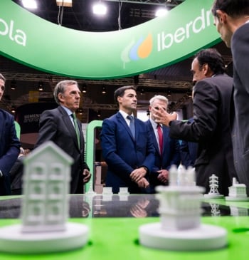 Iberdrola urge a acelerar la electrificación: "Corremos el riesgo de limitar el [...]
