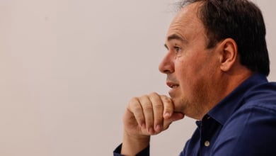 Feijóo elije a Pérez Llorca por ser el hombre de consenso en un dividido PP valenciano