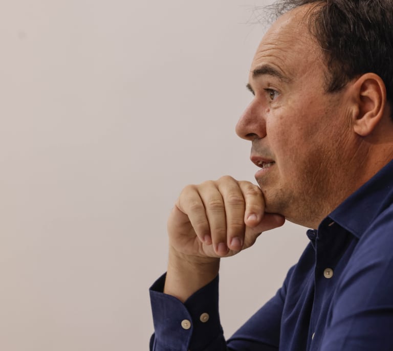 Feijóo elije a Pérez Llorca por ser el hombre de consenso en un dividido PP valenciano