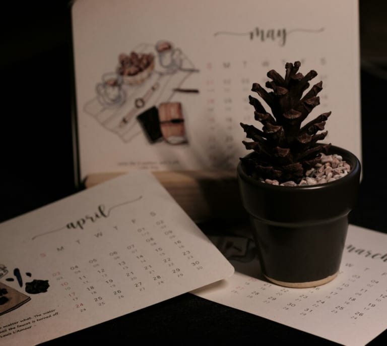 Doce meses, mil recuerdos: el calendario que cuenta tu historia