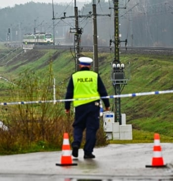 Polonia denuncia "un acto de sabotaje sin precedentes" en una vía férrea [...]