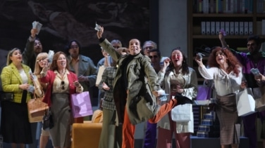 Hoy como ayer, escándalos y suripantas