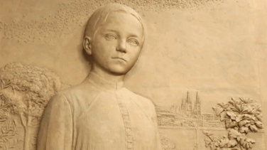 Las polémicas puertas de Antonio López llegan a la Catedral de Burgos para quedarse de puertas adentro (de momento)