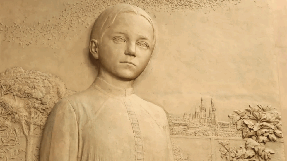 Las polémicas puertas de Antonio López llegan a la Catedral de Burgos para quedarse de puertas adentro (de momento)
