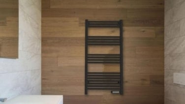 Radiador toallero eléctrico: el toque de confort que transforma tu baño por solo 119€