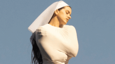 LUX: Rosalía ya se puede morir tranquila