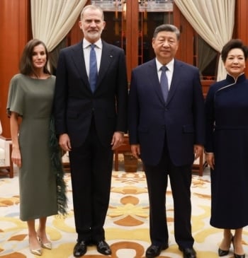 Los Reyes coronan en China la ofensiva del Gobierno de Sánchez para [...]