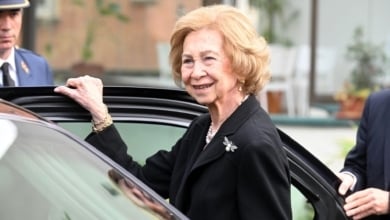 Doña Sofía con toisón (y en la garita)