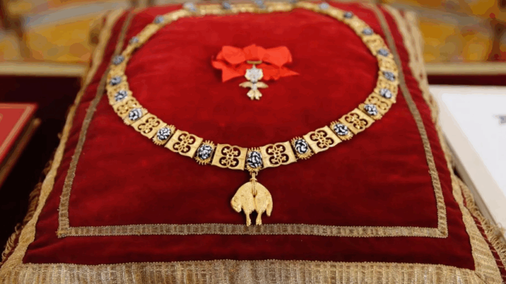 Imagen del Toison de Oro, la máxima distinción de la monarquía española.