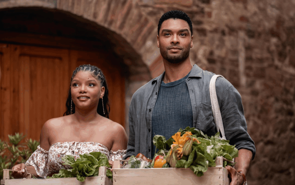Halle Bailey y Regé-Jean Page en 'You, Me & Tuscany'