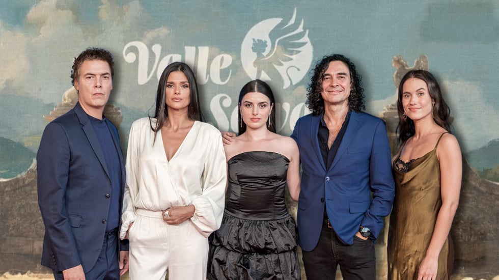 David Casany, guionista de 'Valle Salvaje': "En Latinoamérica solo ven un capítulo al día porque se quejan de que es fuerte" 