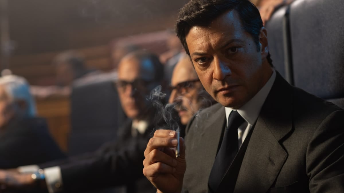 Álvaro Morte interpreta a Adolfo Suárez en la miniserie de Movistar Plus+ 'Anatomía de un instante'