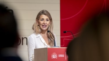 Díaz anuncia que mañana se aprobará el desarrollo reglamentario de los contratos formativos